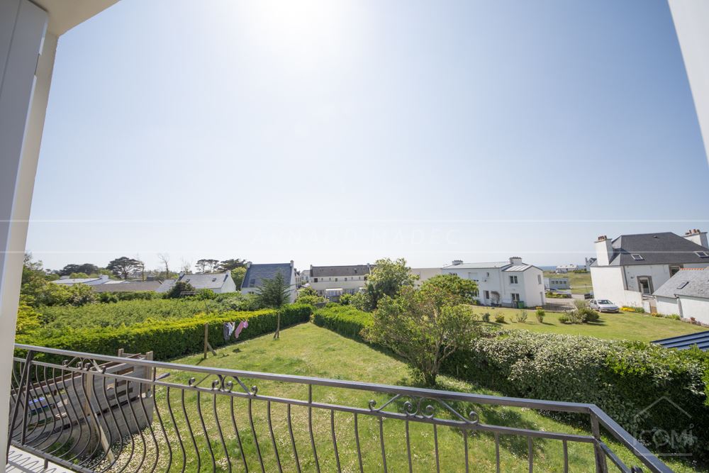 MAISON T6 - PIECE DE VIE DOUBLE- 5 CHAMBRES - SOUS SOL COMPLET - VUE MER - CALME - RARE ! photo 4