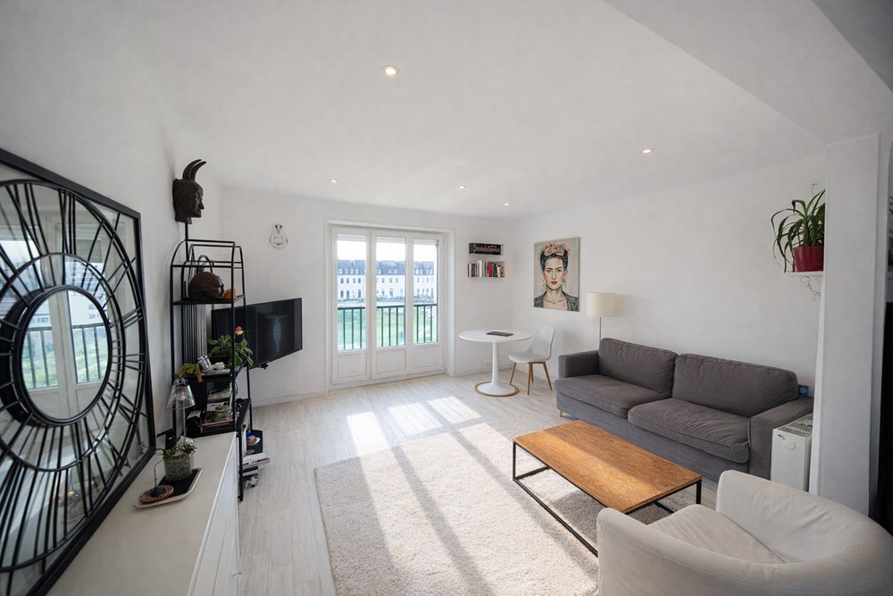 APPARTEMENT COUP DE COEUR - 63 M² - TRES LUMINEUX - VUE DEGAGEE SANS VIS A VIS - 2 CHAMBRES - GRANDE PIECE DE VIE
