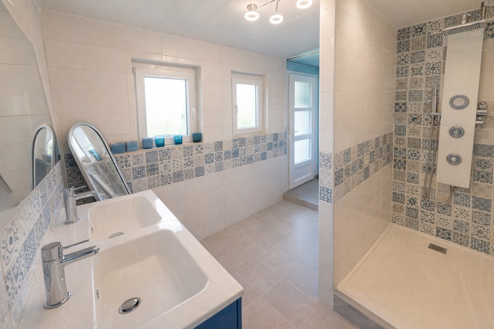 MAISON INDIVIDUELLE 180M² T8 - 6 CHAMBRES - TERRAIN 2850M² CLOS - DOUBLE GARAGE photo 5
