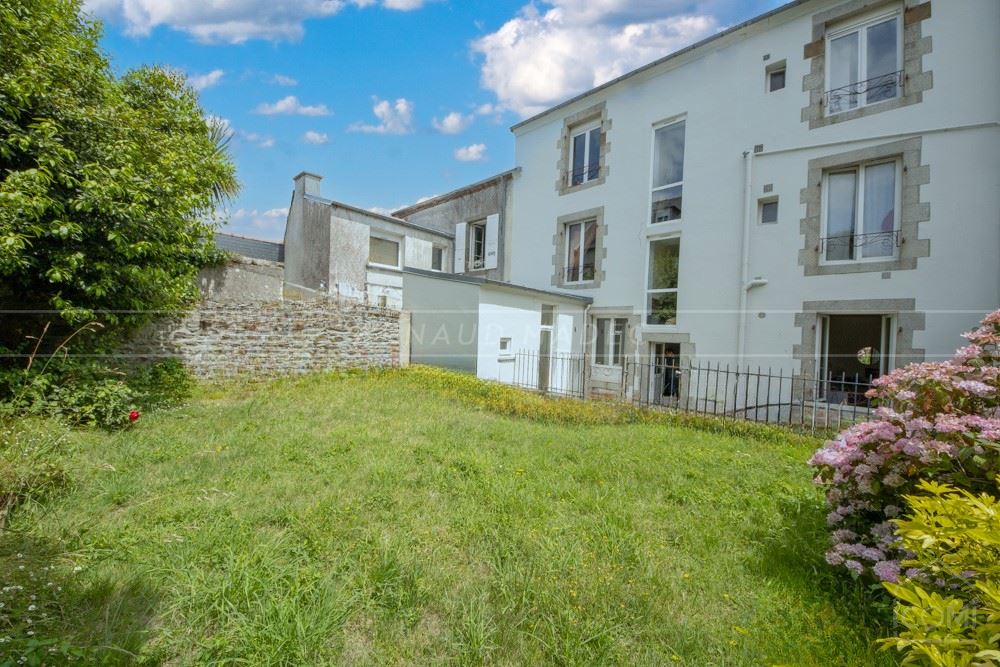 APPARTEMENT T3 AVEC LOCATAIRE EN PLACE - 1ER ETAGE SUR 3 - PETIT IMMEUBLE - CALME - SECTEUR RECHERCHE - A SAISIR photo 5