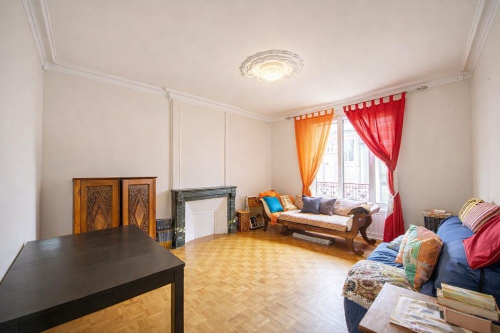 APPARTEMENT T3 AVEC LOCATAIRE EN PLACE - 1ER ETAGE SUR 3 - PETIT IMMEUBLE - CALME - SECTEUR RECHERCHE - A SAISIR