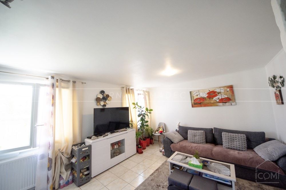 APPARTEMENT T2 - CHAUFFAGE URBAIN 500€/AN - DALLE BETON - CALME - STANDING - RESIDENCE RECHERCHEE photo 3