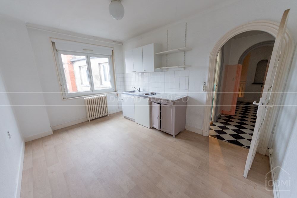 APPARTEMENT T5 112M² - DERNIER ETAGE - DALLE BETON - 3 CHAMBRES - BEAU POTENTIEL photo 2