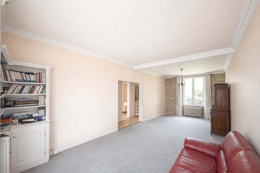 MAISON DE CHARME DES ANNEES 20 - TERRAIN 1000M² - CALME - COUP DE COEUR - RARE photo 2