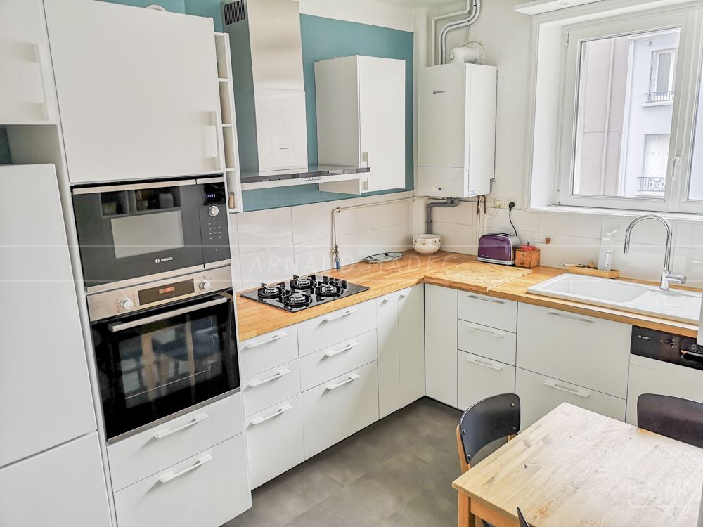 APPARTEMENT T3 - TRIANGLE D OR - DERNIER ETAGE - DALLE BETON - AUCUNS TRAVAUX - FAIBLES CHARGES - RARE photo 2