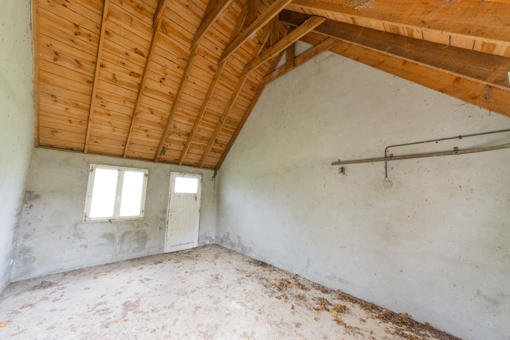 MAISON INDIVIDUELLE T4 141M² AVEC ETAGE A AMENAGER - 2 CHAMBRES POSSIBLE 4 OU 5 - GARAGE - TERRAIN DE 950M² photo 4