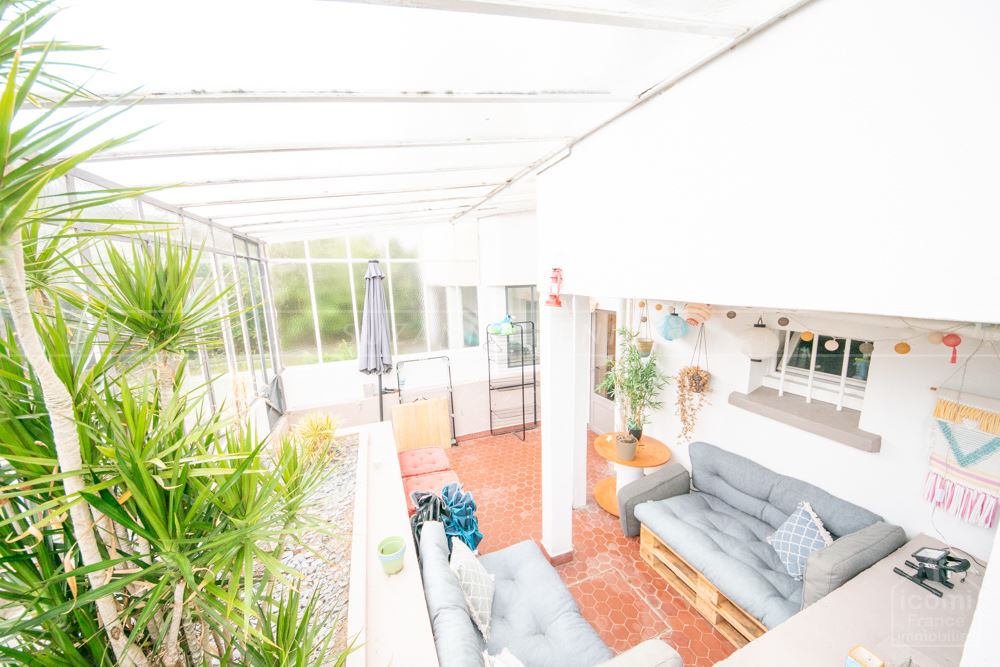 MAISON DES ANNEES 30 - PIECE DE VIE 40 M² - 2/3 CHAMBRES - VERANDA - JARDIN CLOS - PROXIMITE ECOLES ET COMMERCES - COUP DE COEUR - RARE photo 3