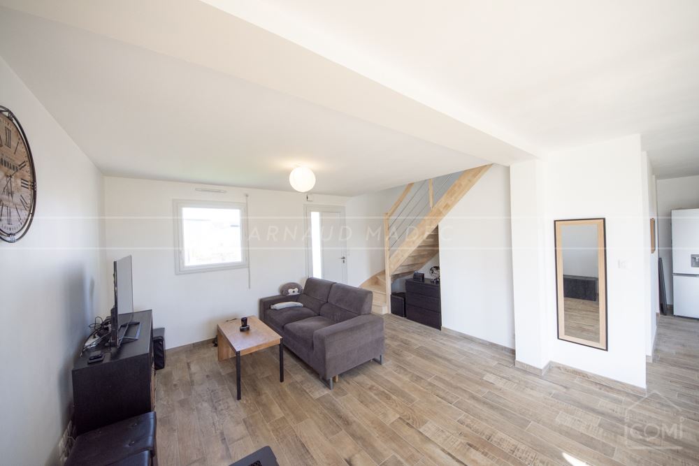 MAISON RECENTE T4 DE 2022 - PIECE DE VIE TRIPLE EN REZ DE JARDIN - 3 GRANDES CHAMBRES (VOIRE 4) - GARAGE - TERRAIN 500M² photo 5