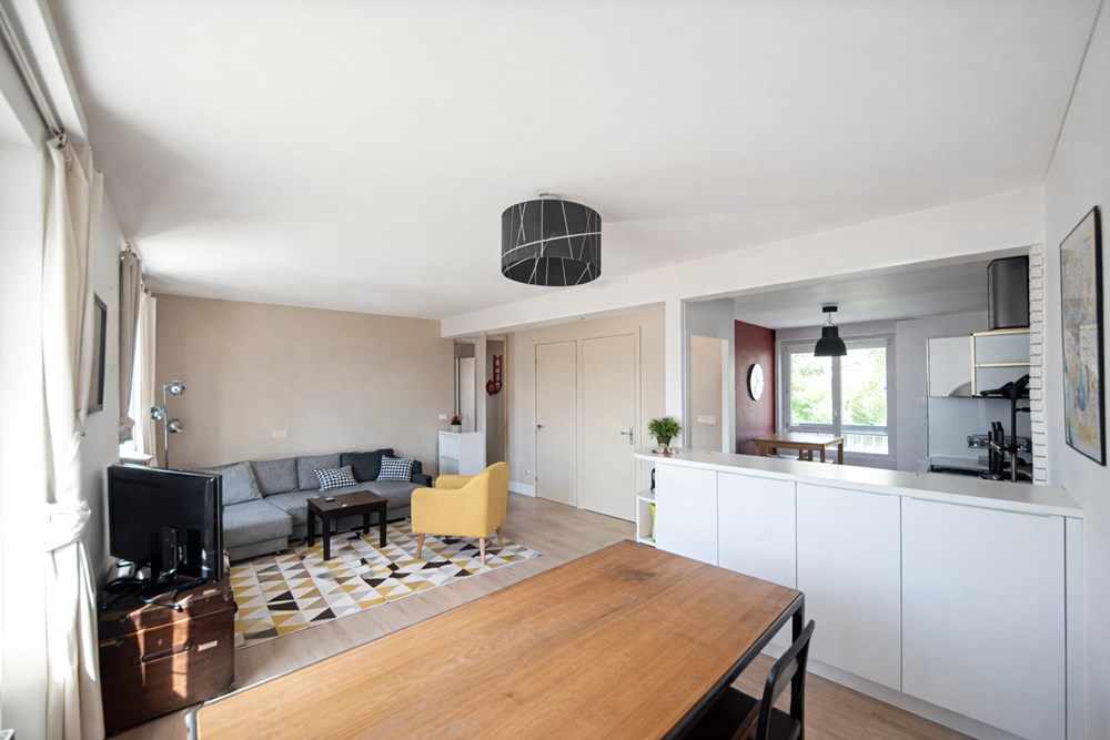 APPARTEMENT 66M² - SUITE PARENTALE - JARDIN CLOS - VUE MER - RARE SUR LE MARCHE - DERNIER ETAGE - photo 2