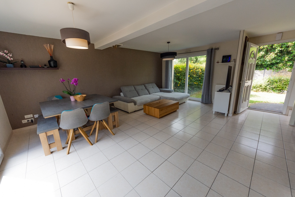MAISON DE VILLE DE 2009 T6 130M² - 4 CHAMBRES VOIR 5 - LUMINEUSE - GARAGE - TERRAIN CLOS