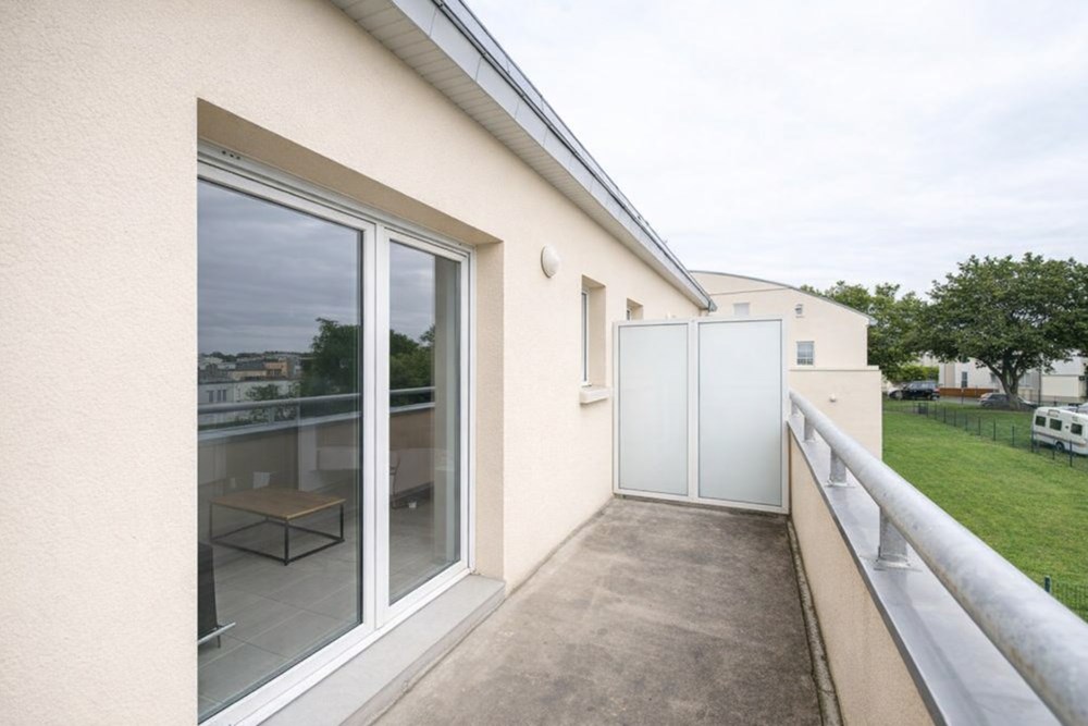 APPARTEMENT T1 BIS - LUMINEUX - BALCON - RESIDENCE RECENTE - ASCENSEUR - CHAUFFAGE URBAIN
