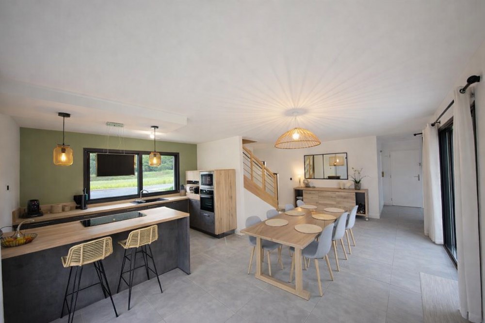 MAISON CONTEMPORAINE 2021 - T6 DE 130M² - TERRAIN 500M² - CALME - DPE DOUBLE A - EXCEPTIONNEL photo 2