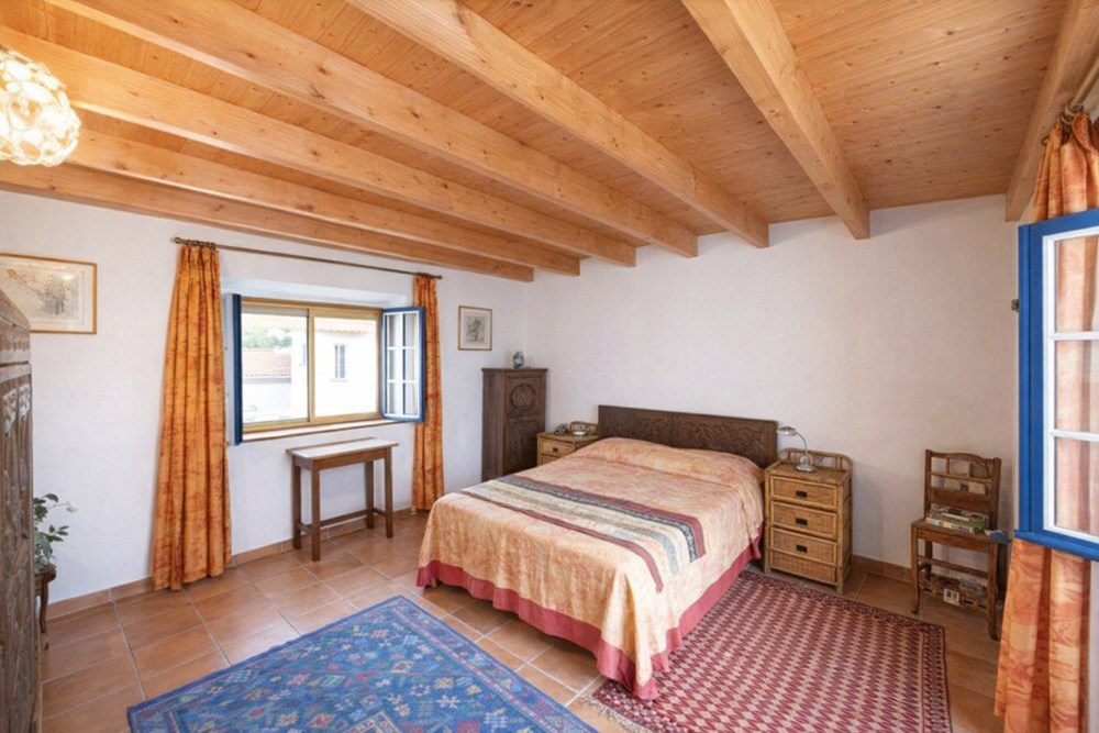 MAISON DE CARACTERE - 2/3 CHAMBRES - ESPACE DE VIE SPACIEUX - GRAND JARDIN FLEURI ET ARBORE - EXPOSITION SUD-OUEST - PROCHE LANDUNVEZ photo 4