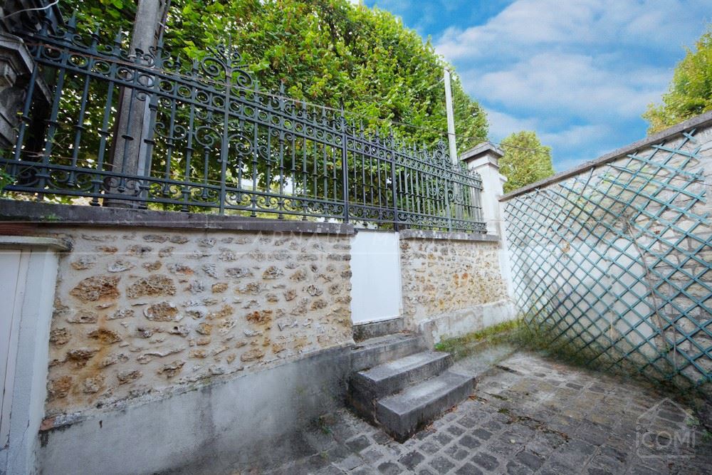 MAISON DE CHARME DE 1850 - T7 DE 170 M² - PROXIMITE RER ET CENTRE VILLE - STATIONNEMENT PRIVATIF SUR PARCELLE DE +350M² - photo 4