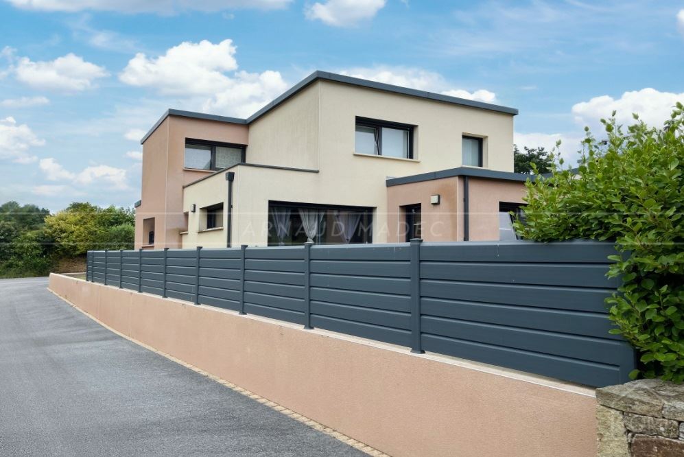MAISON CONTEMPORAINE RECENTE DE 2013 - ESPACE VIE TRIPLE - 4 CHAMBRES - GARAGE - EXCELLENT DPE - RARE