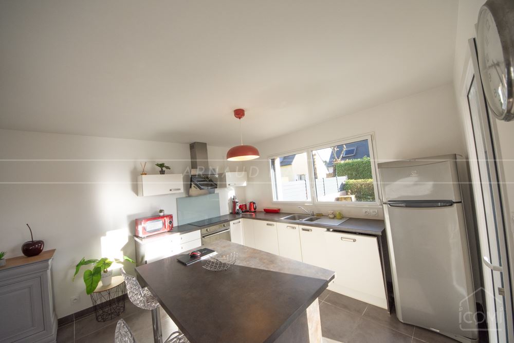MAISON CONTEMPORAINE RECENTE DE 2013 - ESPACE VIE TRIPLE - 4 CHAMBRES - GARAGE - EXCELLENT DPE - RARE photo 5