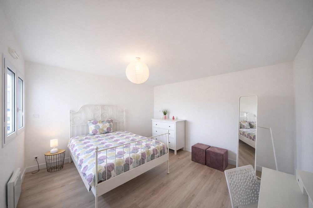 MAISON CONTEMPORAINE RECENTE DE 2013 - ESPACE VIE TRIPLE - 4 CHAMBRES - GARAGE - EXCELLENT DPE - RARE photo 5