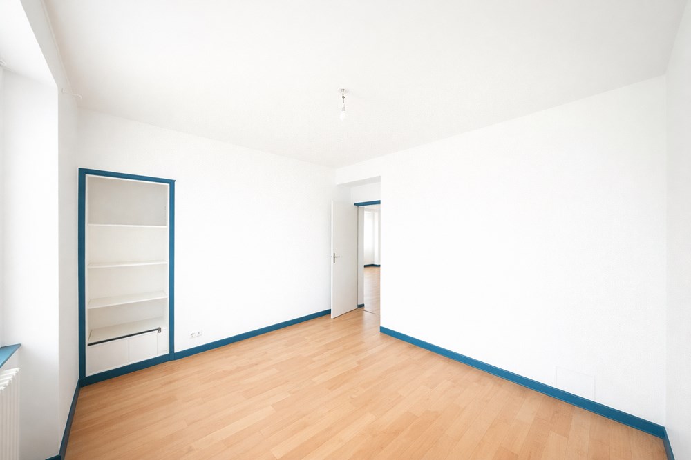APPARTEMENT 71 M² - 2 CHAMBRES - CHAUFFAGE COLLECTIF - RENOVATION ERNERGETIQUE DE L'IMMEUBLE - CENTRE VILLE photo 5