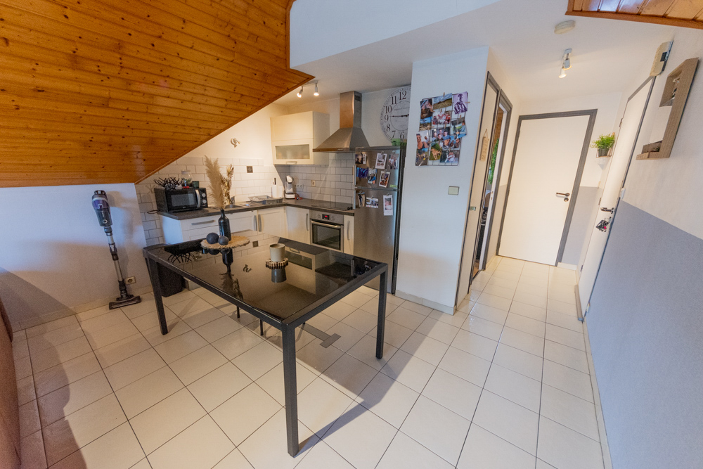 APPARTEMENT T2 33M² AU DERNIER ETAGE AVEC TERRASSE - FAIBLES CHARGES - DALLE BETON photo 2