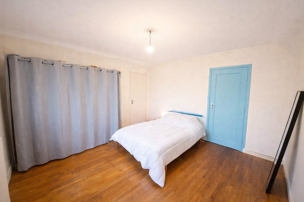 MAISON - 105 M² - 3 CHAMBRES - TERRAIN DE 4000 M² - GRAND SOUS SOL - CALME - SANS VIS A VIS photo 4