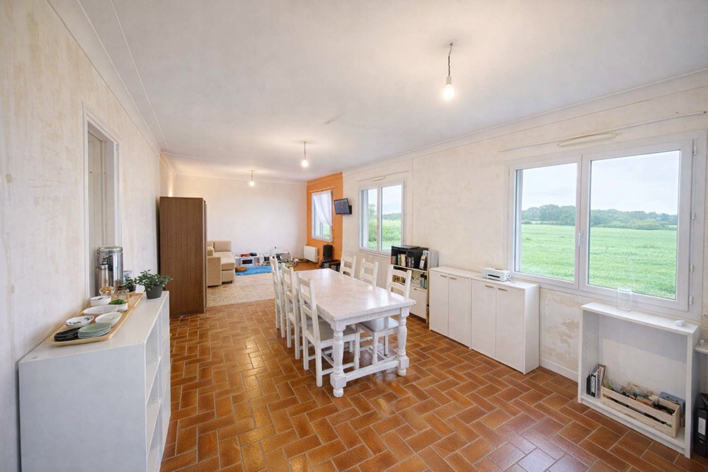 MAISON - 105 M² - 3 CHAMBRES - TERRAIN DE 4000 M² - GRAND SOUS SOL - CALME - SANS VIS A VIS photo 2