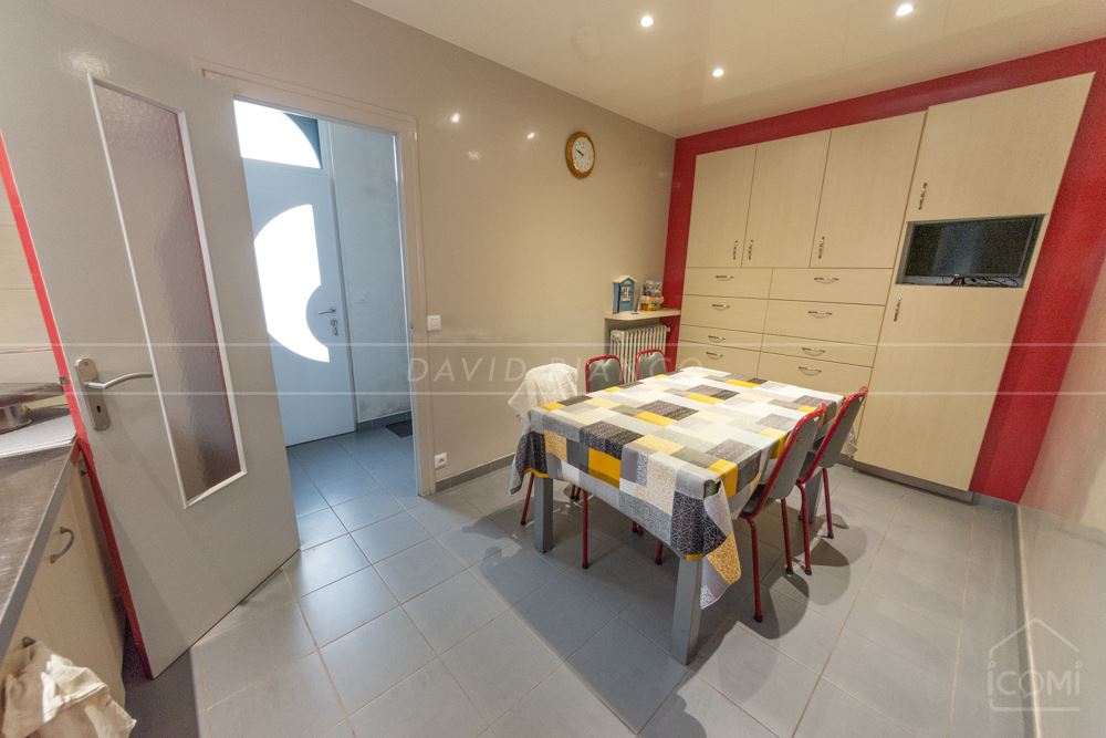 LOCAL COMMERCIAL 76M² AVEC CUISINE ET STATIONNEMENT - BONNE VISIBILITE - DISPONIBLE DE SUITE photo 3