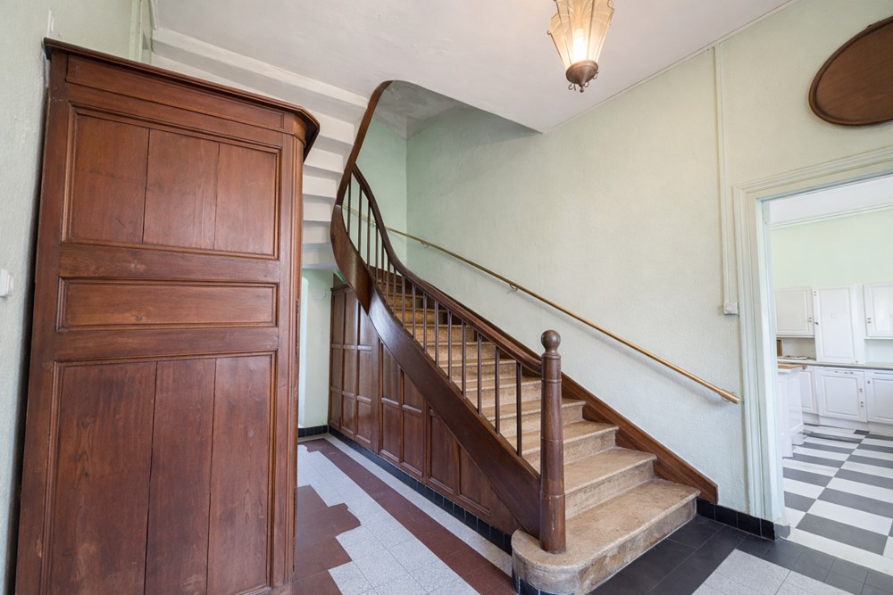 PROPRIETE DE 1871 - T10 DE 300 M² - ARCHITECTURE EXCEPTIONNELLE - SUPERBE TERRAIN - IDEAL CHAMBRE HOTES - RARE photo 5