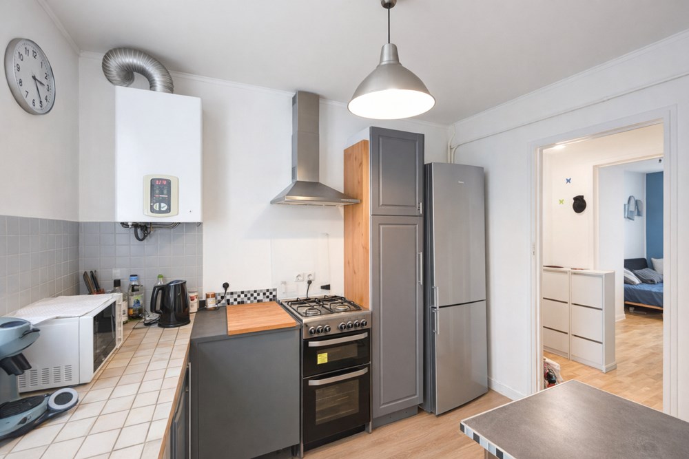 APPARTEMENT A KERGOAT - T4 DE 73 M2 - LUMINEUX - 3 CHAMBRES EN COLOCATION - ASCENSEUR - CAVE - photo 2