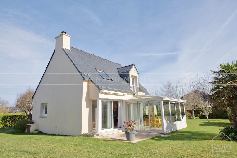 MAISON CONTEMPORAINE DES ANNEES 2000 - PIECE DE VIE TRIPLE 55 M² - 4 BELLES CHAMBRES - ACCES PMR - TERRAIN CLOS 1000 M² - LA PLAGE A 1MN
