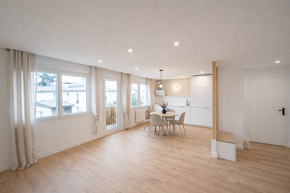 MAGNIFIQUE APPARTEMENT T3 - 62M² - LUMINEUX - 2 BELLES CHAMBRES - 1ER ETAGE - BALCON - GARAGE - COUP DE COEUR photo 3