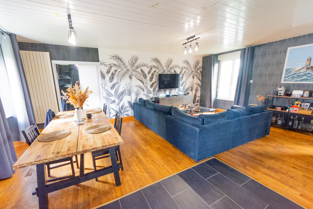 MAISON INDIVIDUELLE 120M² DE 1930 - 3 CHAMBRES - SOUS-SOL - SUR TERRAIN DE 485M²