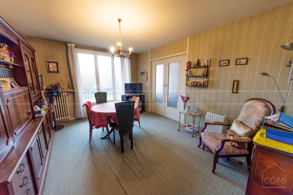 APPARTEMENT T4 78M² - 2 CHAMBRES - BALCON - PARKING PRIVEE - CAVE - BEAU POTENTIEL photo 2