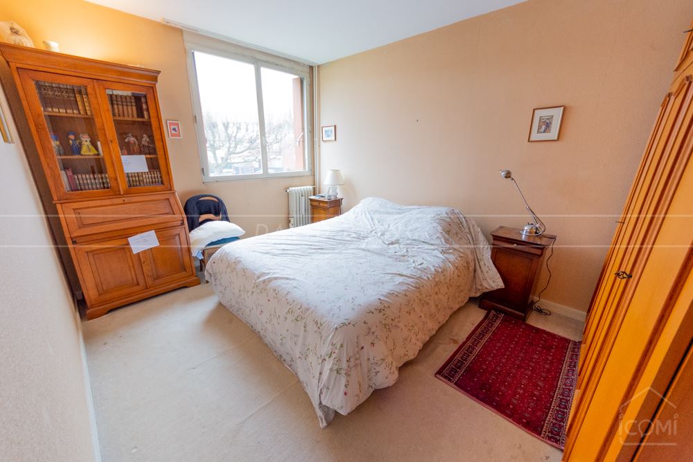 APPARTEMENT T4 78M² - 2 CHAMBRES - BALCON - PARKING PRIVEE - CAVE - BEAU POTENTIEL photo 5