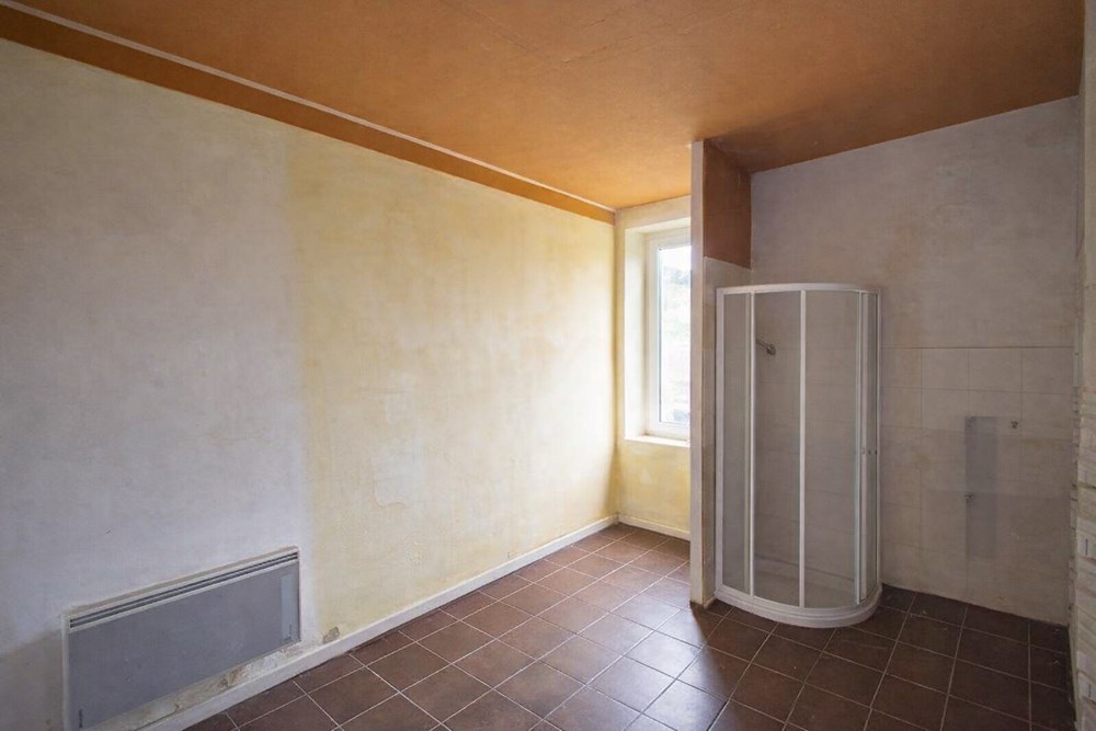 APPARTEMENT 30 M² -1 CHAMBRE - PROCHE CENTRE VILLE - PREVOIR TRAVAUX - IDEAL 1ER ACHAT photo 4