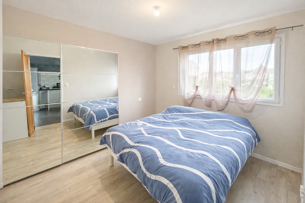 MAISON RECENTE DE 2013 - 3/4 CHAMBRES - VIE DE PLAIN PIED POSSIBLE - GARAGE - AU CALME photo 4