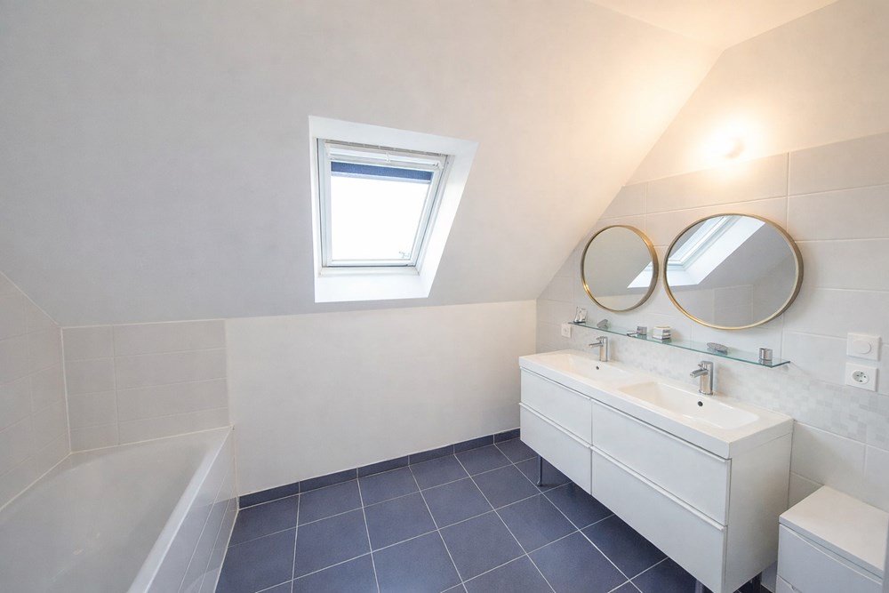 MAISON RECENTE DE 2013 - 3/4 CHAMBRES - VIE DE PLAIN PIED POSSIBLE - GARAGE - AU CALME photo 5
