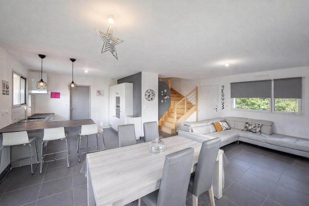 MAISON RECENTE DE 2013 - 3/4 CHAMBRES - VIE DE PLAIN PIED POSSIBLE - GARAGE - AU CALME photo 3