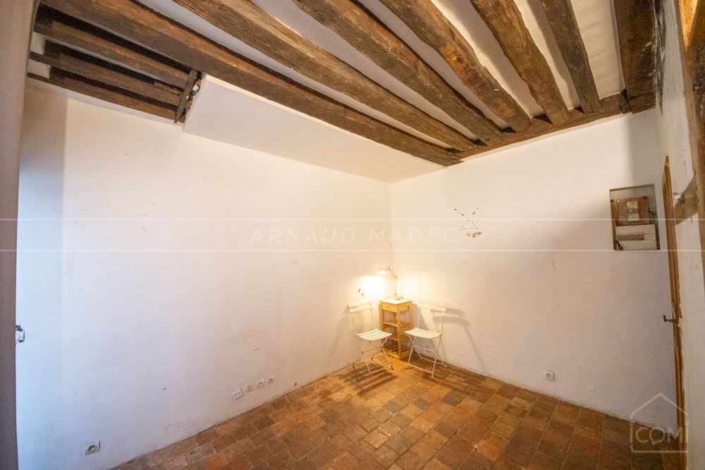 STUDIO DE CHARME DE 14M² AVEC SDE - CALME - CHARME - AUTHENTICITE - IDEAL PIED A TERRE OU LOCATIF photo 3