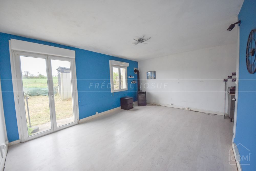 MAISON PLAIN PIED - IDEAL INVESTISSEUR OU COUPLE - SECTEUR CALME - JARDIN - PROCHE COMMODITEES photo 2