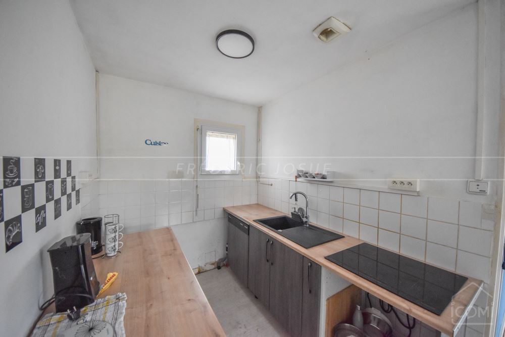 MAISON PLAIN PIED - IDEAL INVESTISSEUR OU COUPLE - SECTEUR CALME - JARDIN - PROCHE COMMODITEES photo 4