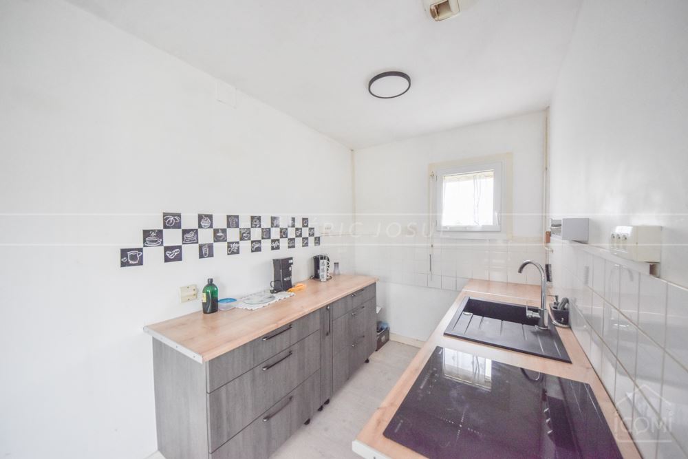 MAISON PLAIN PIED - IDEAL INVESTISSEUR OU COUPLE - SECTEUR CALME - JARDIN - PROCHE COMMODITEES photo 5