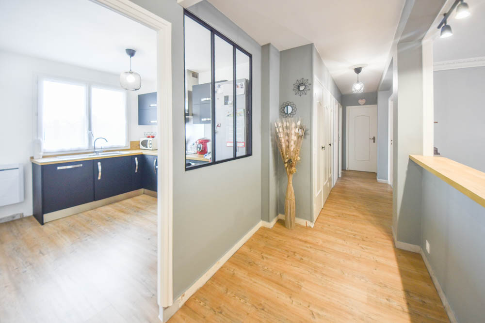 APPARTEMENT DE 85 M2 - 3 CHAMBRES - DALLE BETON - BALCON - CAVE - GARAGE - RENOVE EN 2021 - CHAUFFAGE ELECTRIQUE photo 4