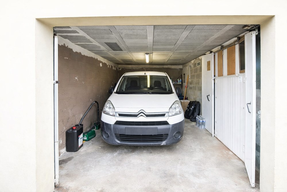 APPARTEMENT DE 85 M2 - 3 CHAMBRES - DALLE BETON - BALCON - CAVE - GARAGE - RENOVE EN 2021 - CHAUFFAGE ELECTRIQUE photo 5