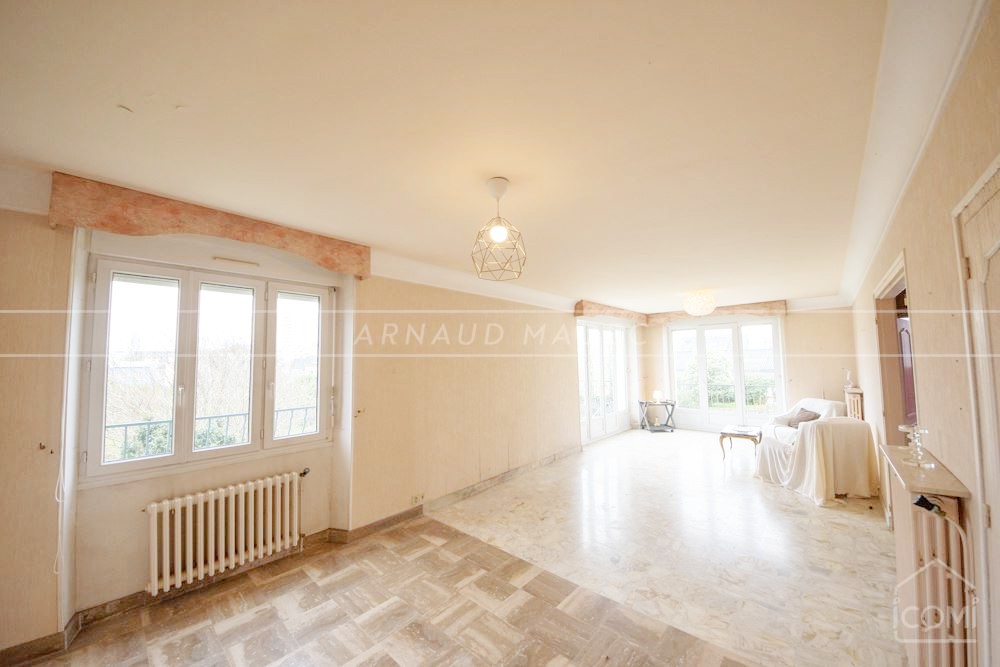 MAISON T7 DE + DE 170 M² SUR 800 M² DE TERRAIN - 4/+6 CHAMBRES - PIECE DE VIE LUMINEUSE - FENETRES PVC - GARAGE - CALME - RARE photo 4