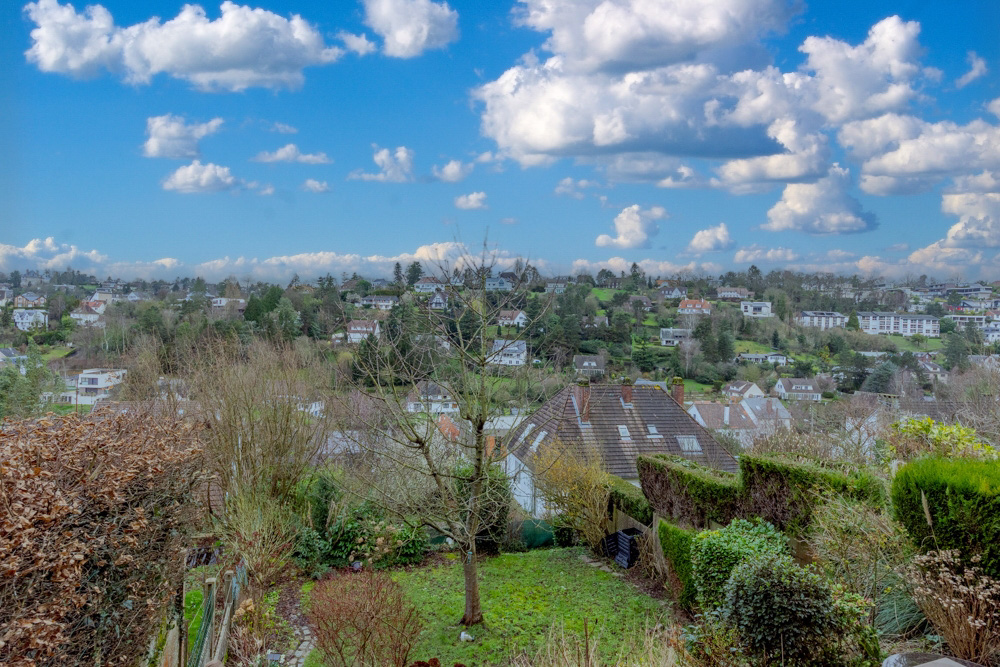 MAISON DE VILLE DE 1930 T3 60M² - 2 CHAMBRES - STATIONNEMENT AISE SUR TERRAIN CLOS DE 230M²