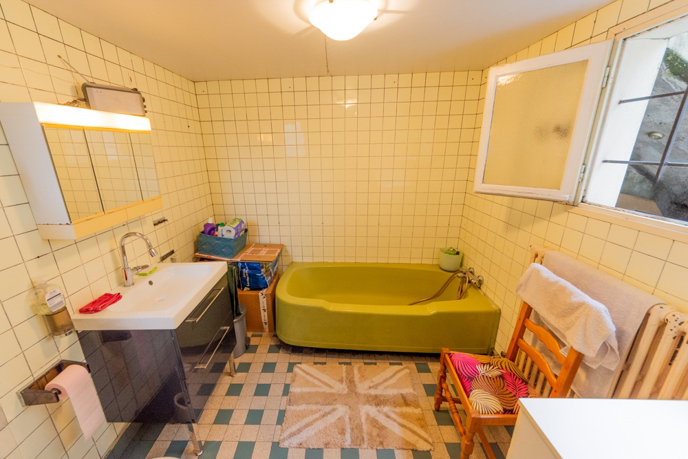 MAISON DE VILLE DE 1930 T3 60M² - 2 CHAMBRES - STATIONNEMENT AISE SUR TERRAIN CLOS DE 230M² photo 5