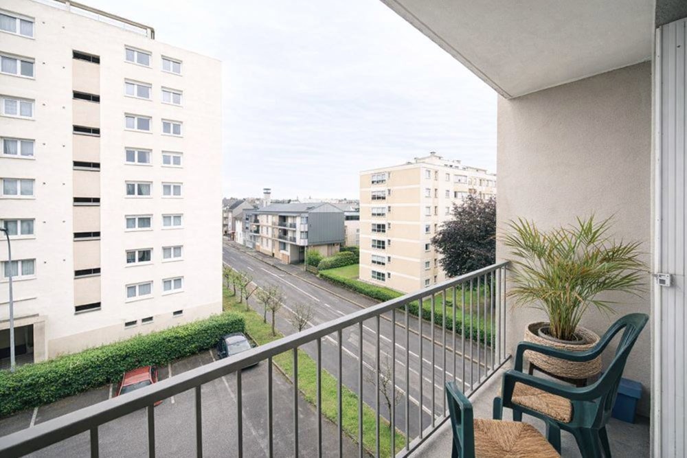 APPARTEMENT - 3 CHAMBRES DE 78 M² - TROISIEME ETAGE - ASCENSEUR - DALLE BETON - QUARTIER CALME - COPROPRIETE BIEN ENTRETENU - EXPOSITION SUD photo 5