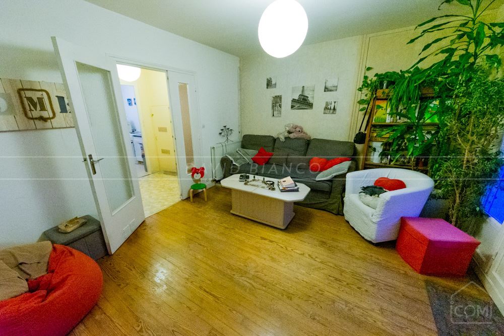 APPARTEMENT T4 70M² - 3 CHAMBRES - BALCON - CAVE - LOCATAIRE EN PLACE - BEAU POTENTIEL