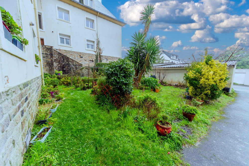 APPARTEMENT T4 75M² AVEC JARDIN - GARAGE - 2 CAVES - 2 CHAMBRES - BEAU POTENTIEL photo 5