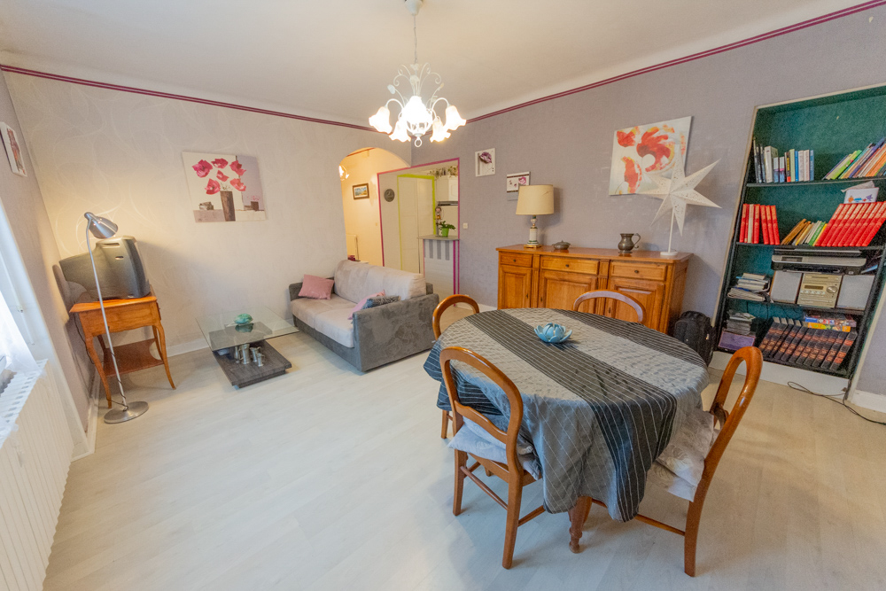 APPARTEMENT T4 75M² AVEC JARDIN - GARAGE - 2 CAVES - 2 CHAMBRES - BEAU POTENTIEL